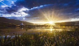 安柏新皮肤爆料视频在线观看,炫彩登场，视觉盛宴抢先看！